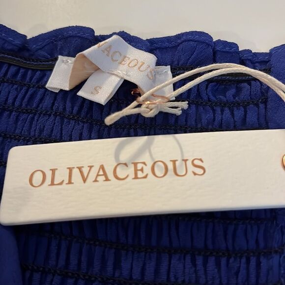 OLIVACEOUS blue top w/ side zipper, adjustable straps & elastic back panel NWT - Picture 6 of 9